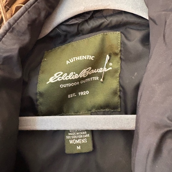 Puffer vest vintage- feather down filled - Picture 3 of 8